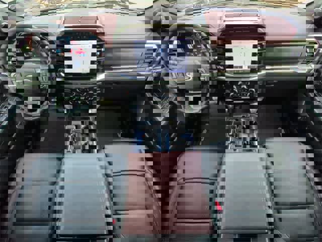 Used 2023 Ford F150 Lariat w/ Equipment Group 502A High image 16