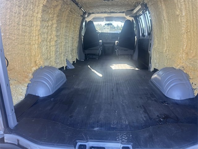 Used 2025 Chevrolet Express 3500 Extended w/ Driver Convenience Package image 13