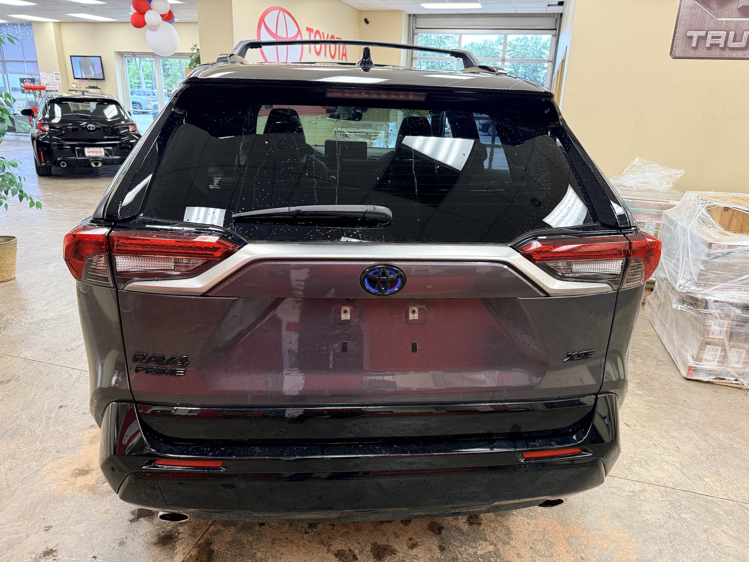 Used 2024 Toyota RAV4 XSE w/ Weather Package AWD/4WD image 9