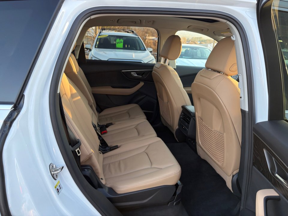 Certified 2025 Audi Q7 3.0T Premium Plus w/ Premium Plus Package image 29