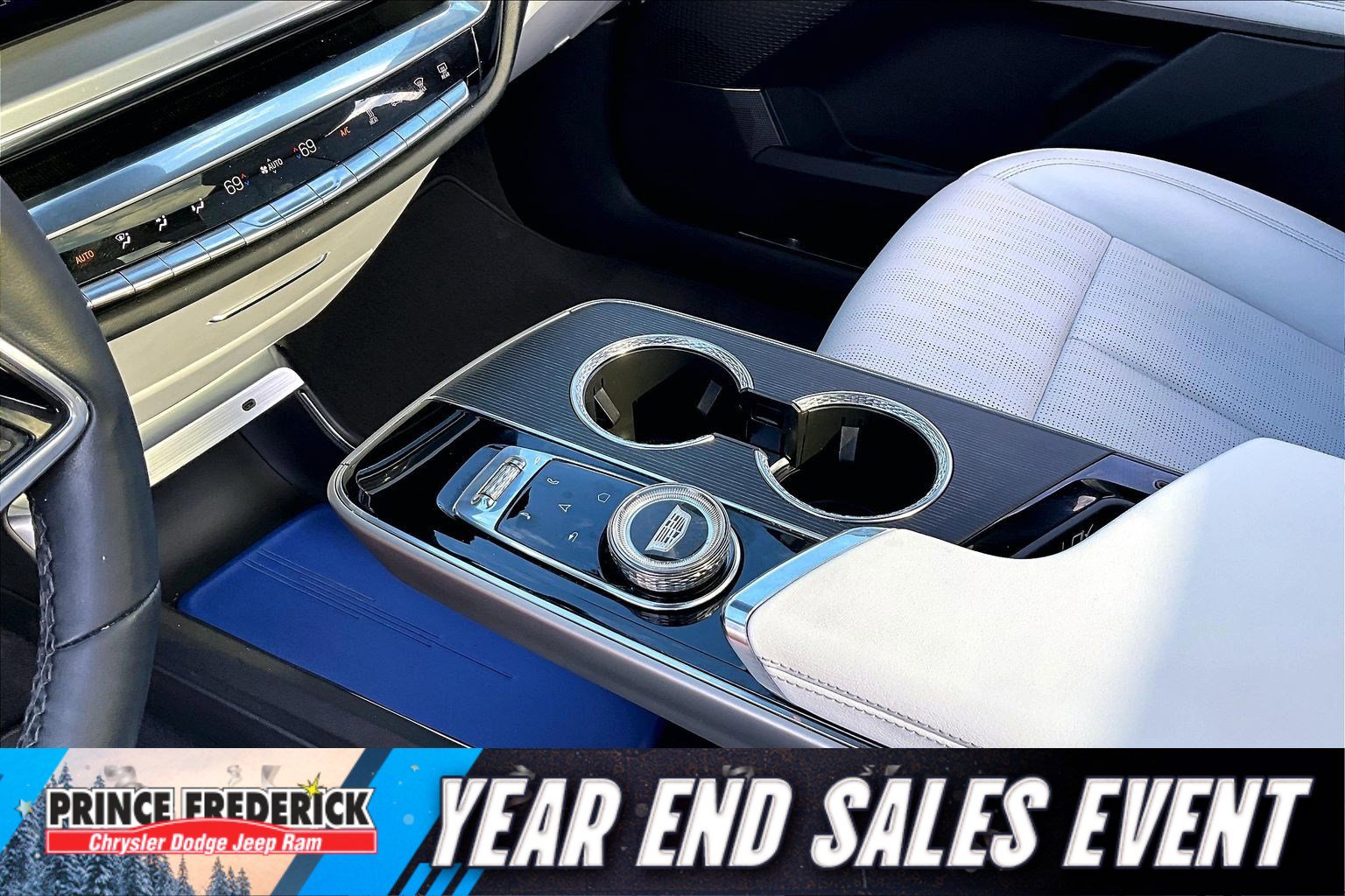 Used 2024 Cadillac Lyriq Sport image 15