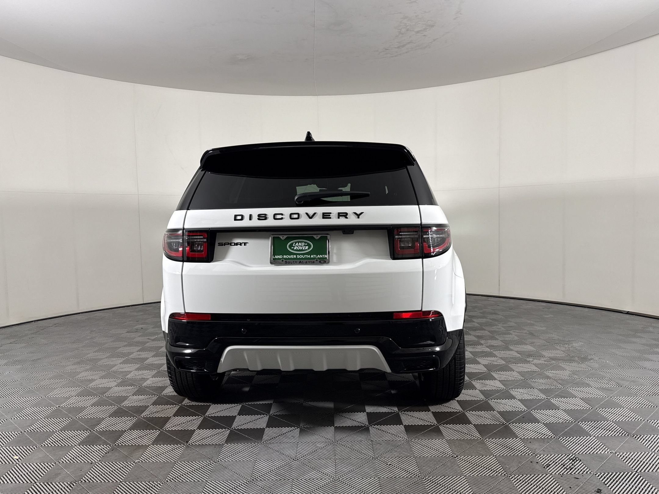 New 2026 Land Rover Discovery Sport Landmark AWD/4WD image 10