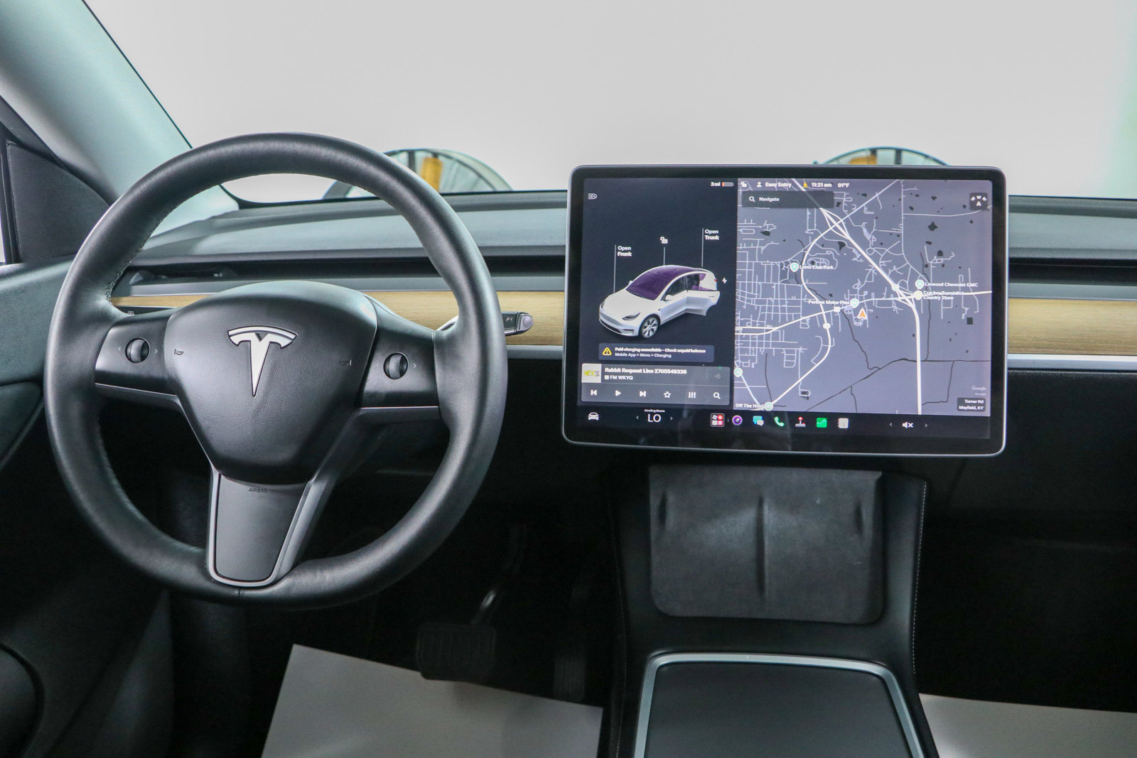 Used 2021 Tesla Model Y Long Range AWD/4WD image 16