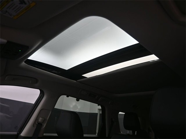 New 2026 Nissan Pathfinder SL w/ SL Premium Package image 2