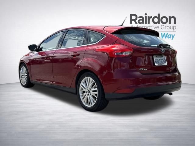 Used 2015 Ford Focus Titanium w/ Titanium Technology Package FWD image 5