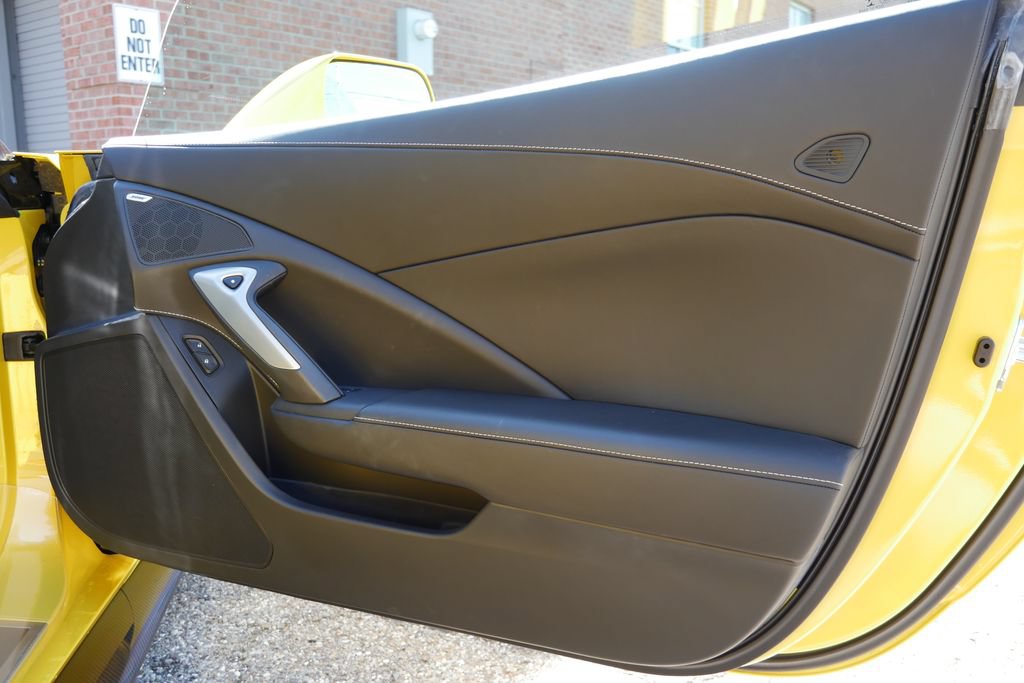 Used 2016 Chevrolet Corvette Stingray Convertible w/ 3LT Preferred Equipment Group RWD image 11
