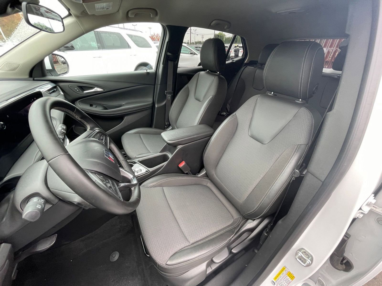 Used 2025 Buick Encore GX Preferred image 36