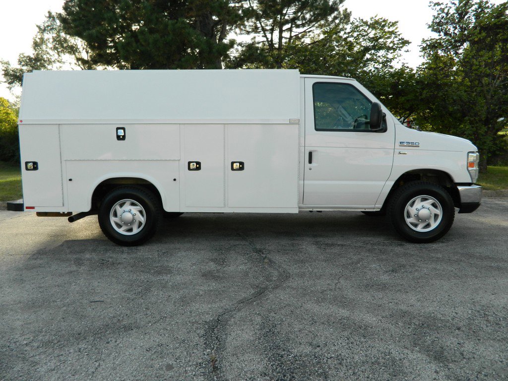 Used 2016 Ford E-350 and Econoline 350 Super Duty w/ Power Windows & Locks Group image 5