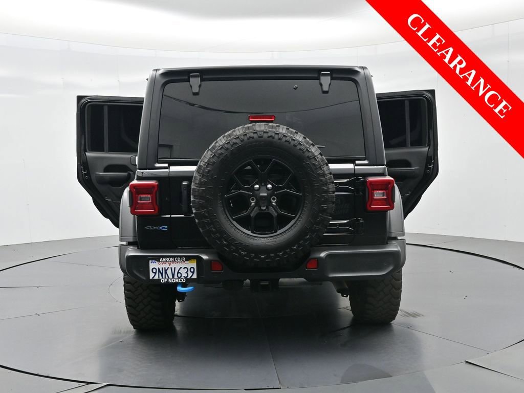 Used 2024 Jeep Wrangler Unlimited image 39