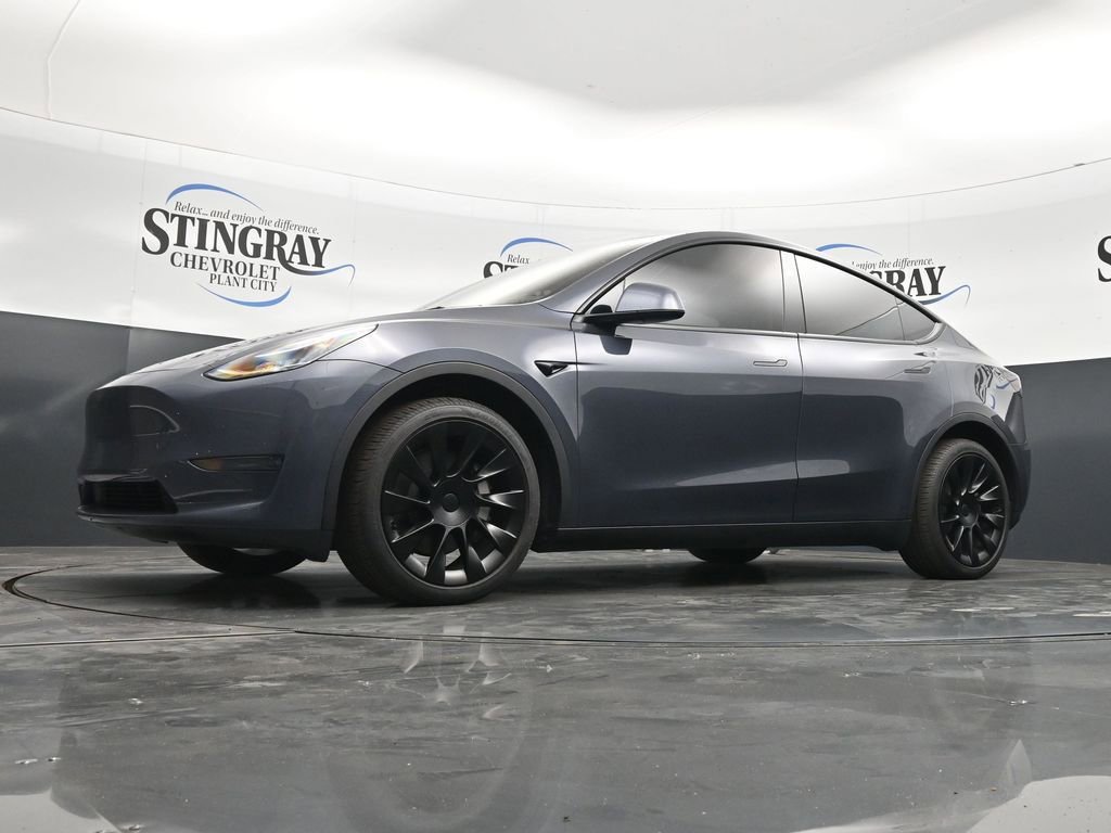 Used 2023 Tesla Model Y Long Range AWD/4WD image 19