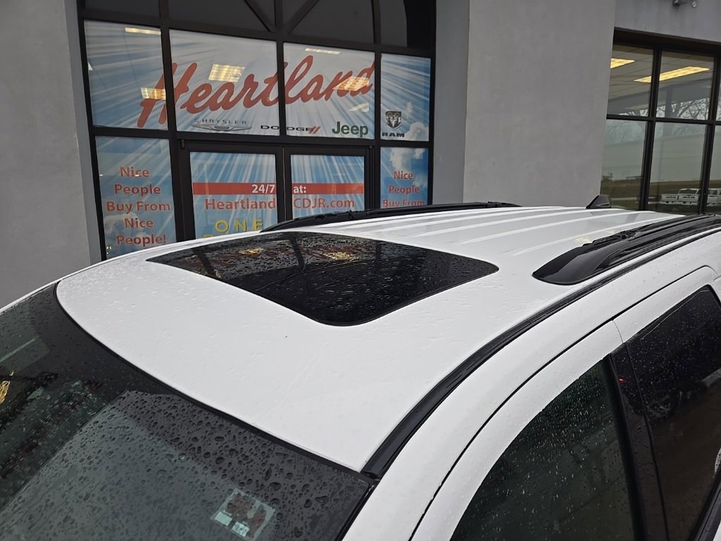 Used 2023 Dodge Durango GT image 17