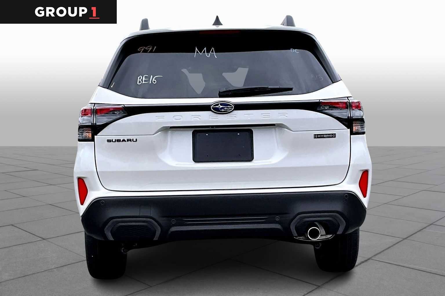 Used 2025 Subaru Forester Limited AWD/4WD image 4
