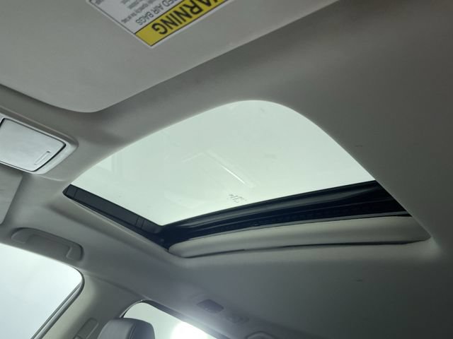 Used 2025 Honda Odyssey EX-L image 32