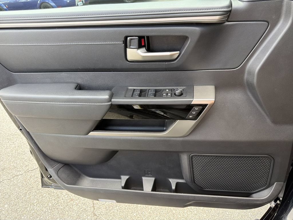 Used 2024 Toyota Tundra Limited AWD/4WD image 22