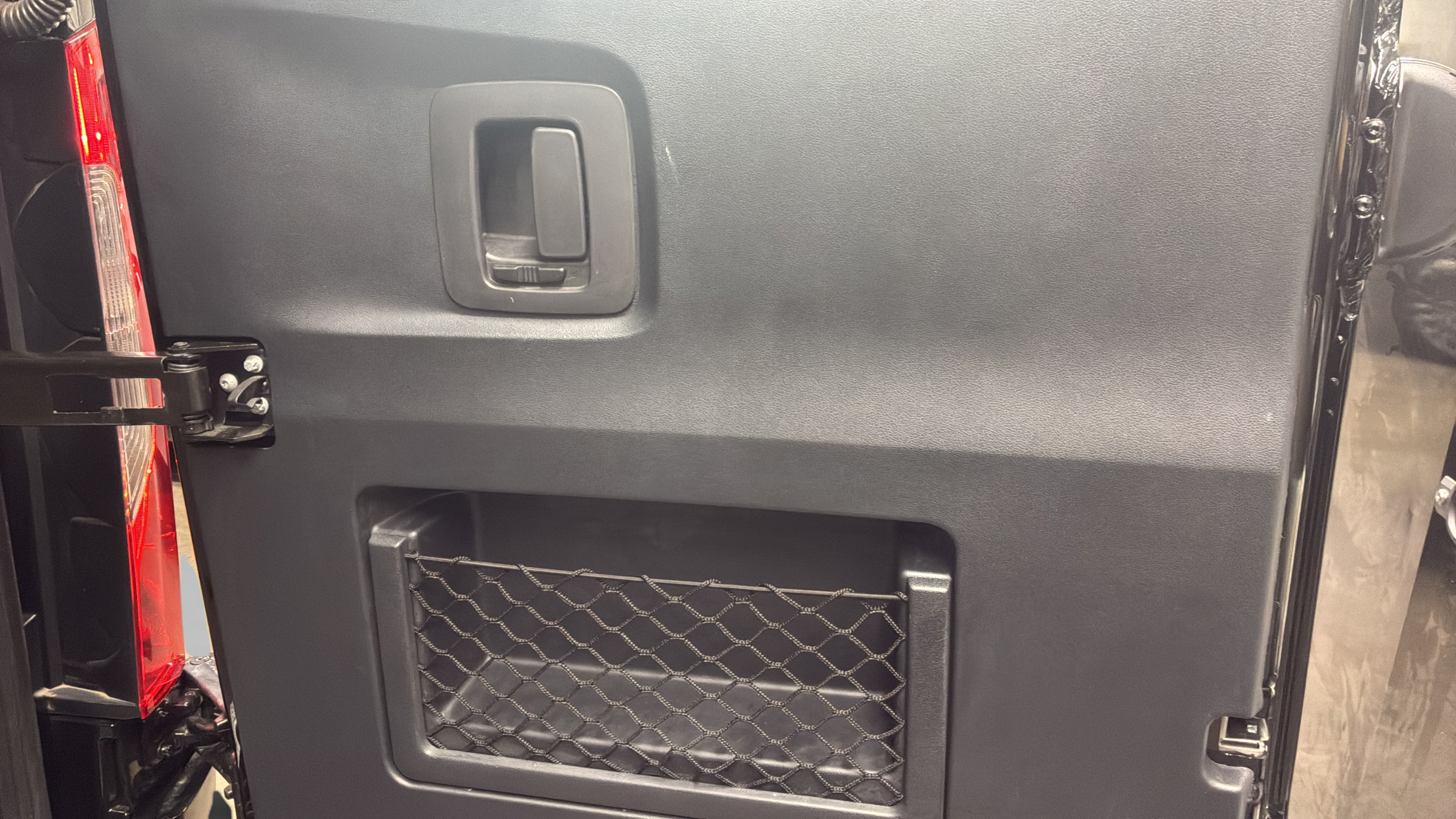 Used 2025 Mercedes-Benz Sprinter 2500 image 31