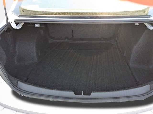 Used 2023 Chevrolet Malibu LT image 12