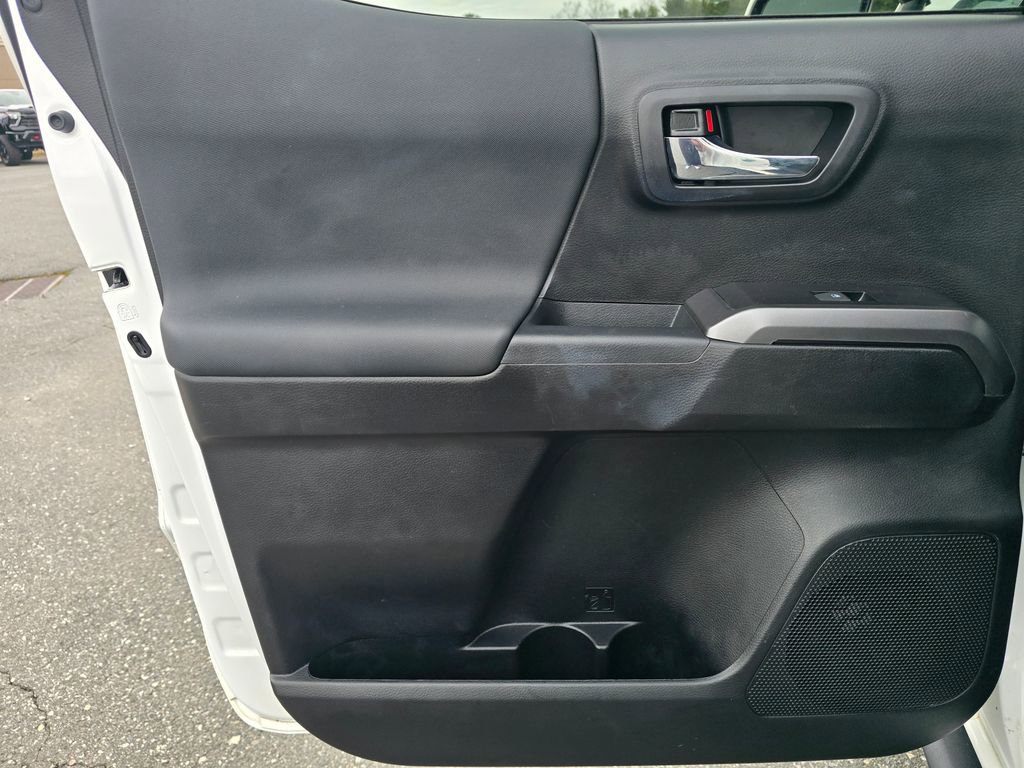 Used 2021 Toyota Tacoma TRD Off-Road w/ TRD Premium Off Road Package image 47