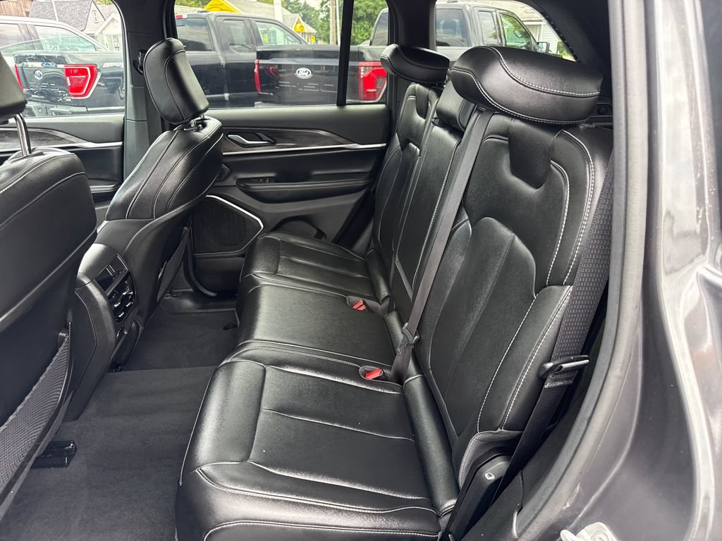 Used 2024 Jeep Grand Cherokee Limited 4xe AWD/4WD image 18