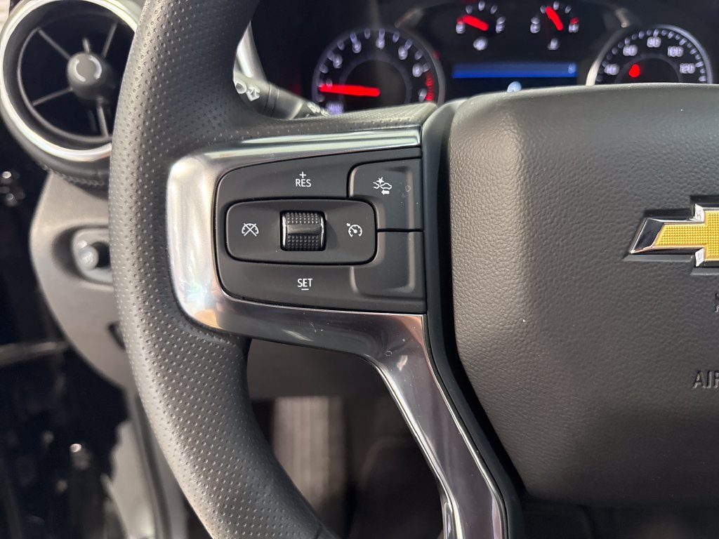 New 2026 Chevrolet Blazer LT FWD image 2