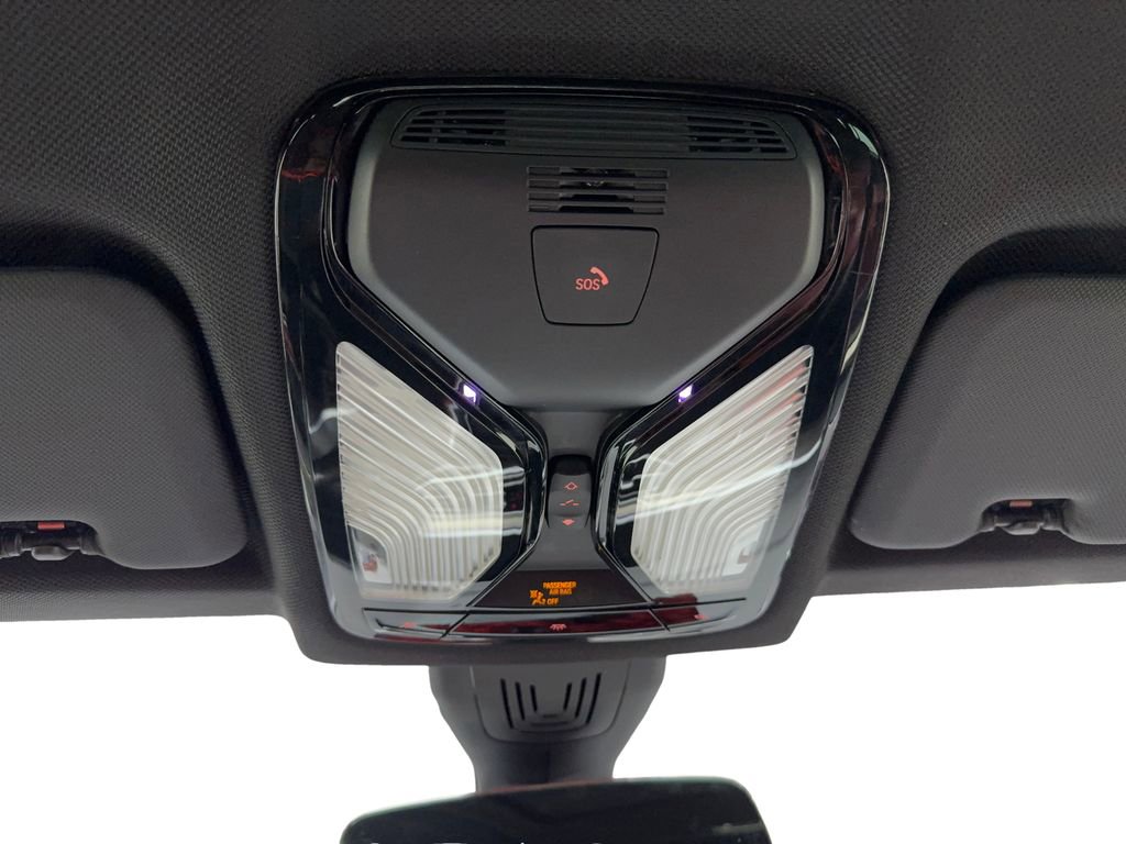 Used 2021 BMW X6 xDrive40i w/ M Sport Package image 34