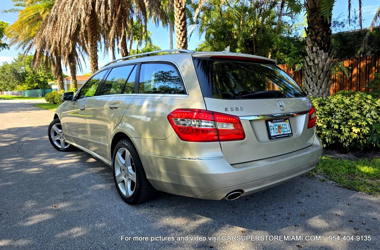 Used 2011 Mercedes-Benz E 350 4MATIC Wagon image 16