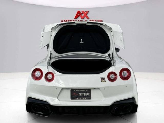 Used 2024 Nissan GT-R w/ Floor Mat Package AWD/4WD image 55