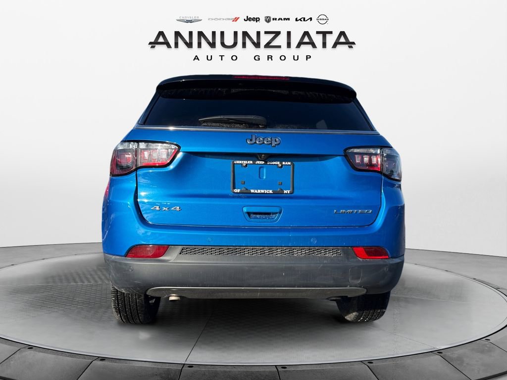 Used 2024 Jeep Compass Limited image 4