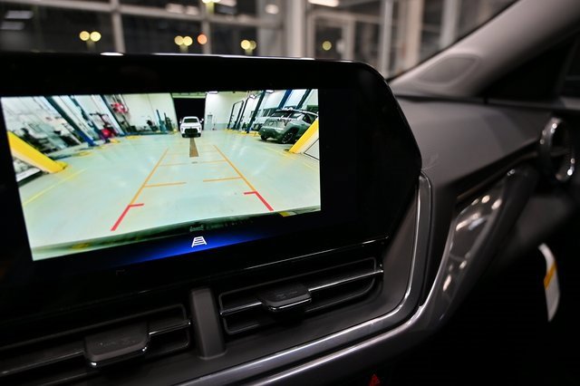 New 2026 Chevrolet Trax ACTIV w/ Sunroof Package image 16