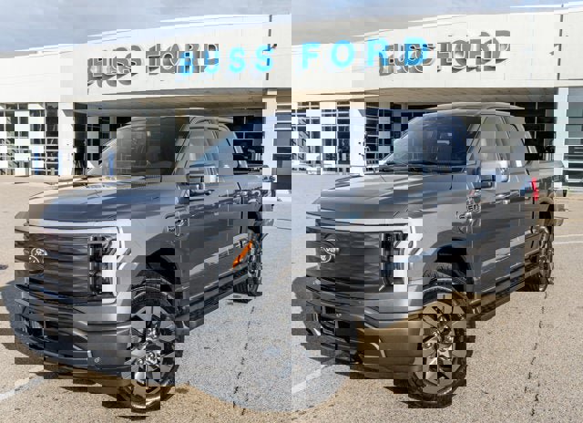 New 2025 Ford F150 Lightning Lariat image 46