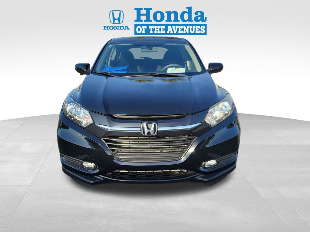 Used 2017 Honda HR-V EX image 2