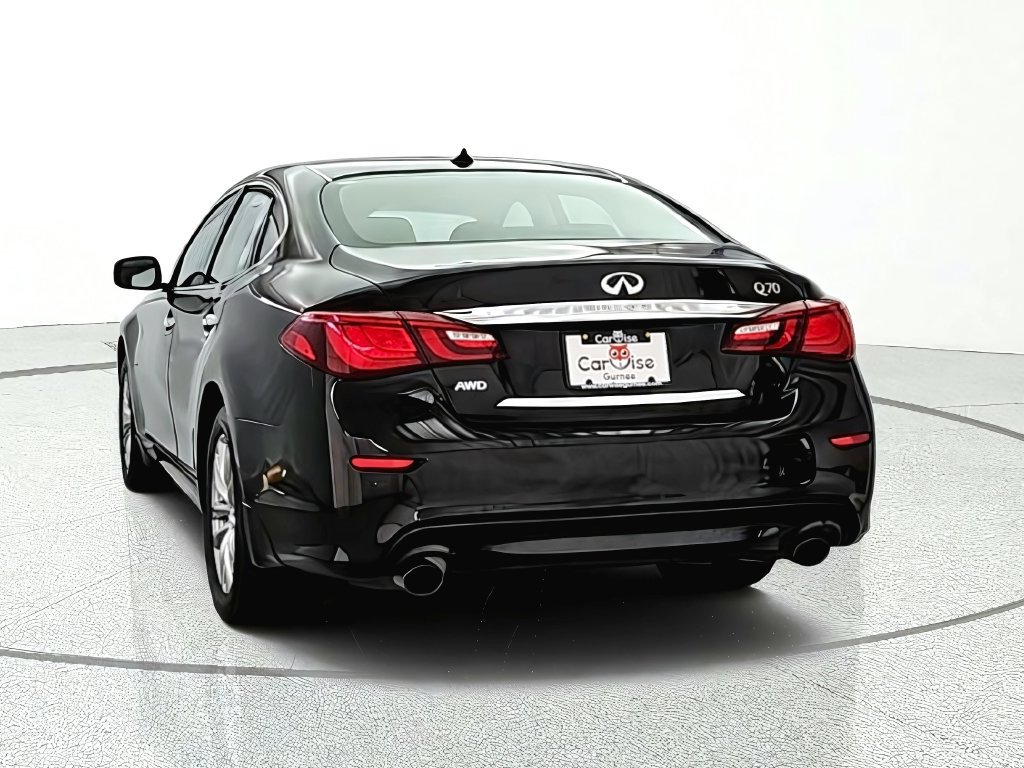 Used 2018 INFINITI Q70 Luxe w/ Proactive Package AWD/4WD image 5