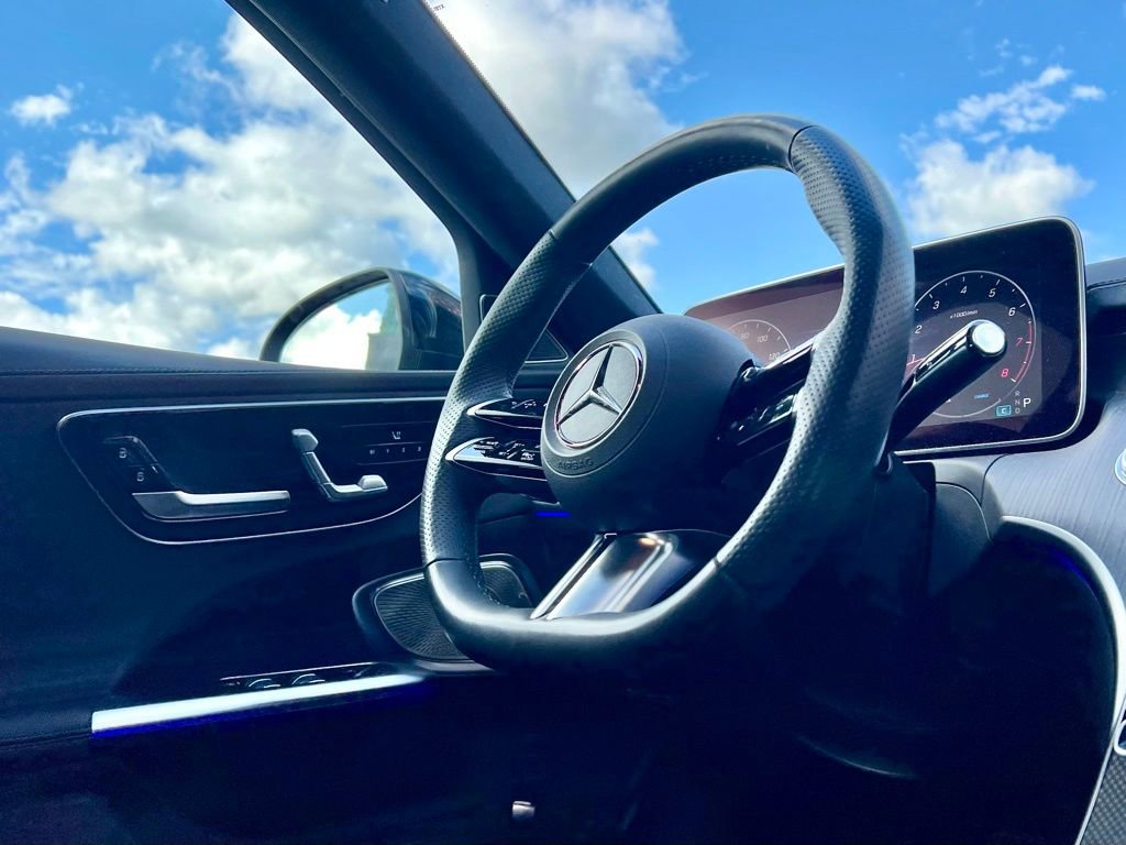 Certified 2023 Mercedes-Benz C 300 4MATIC Sedan image 5