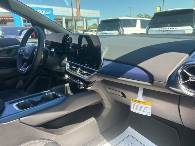 New 2026 Chevrolet Equinox EV LT image 33