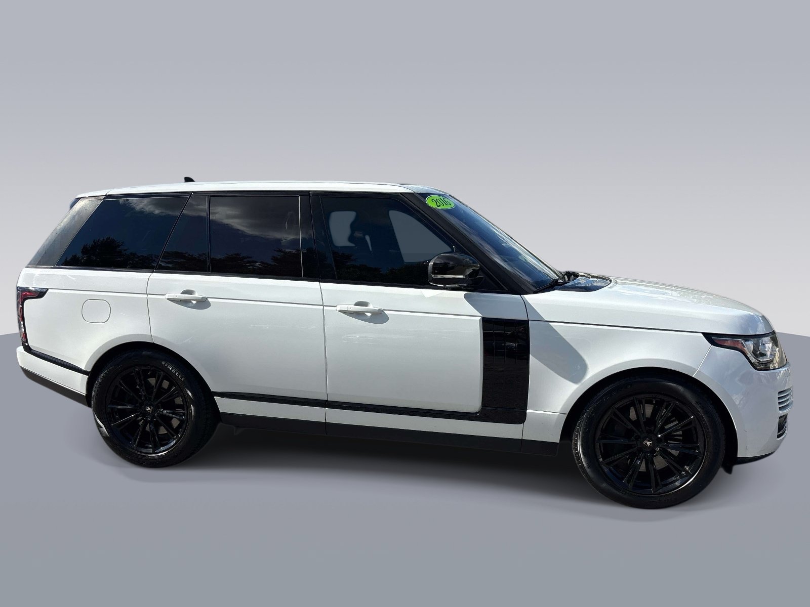 Used 2016 Land Rover Range Rover HSE AWD/4WD image 2