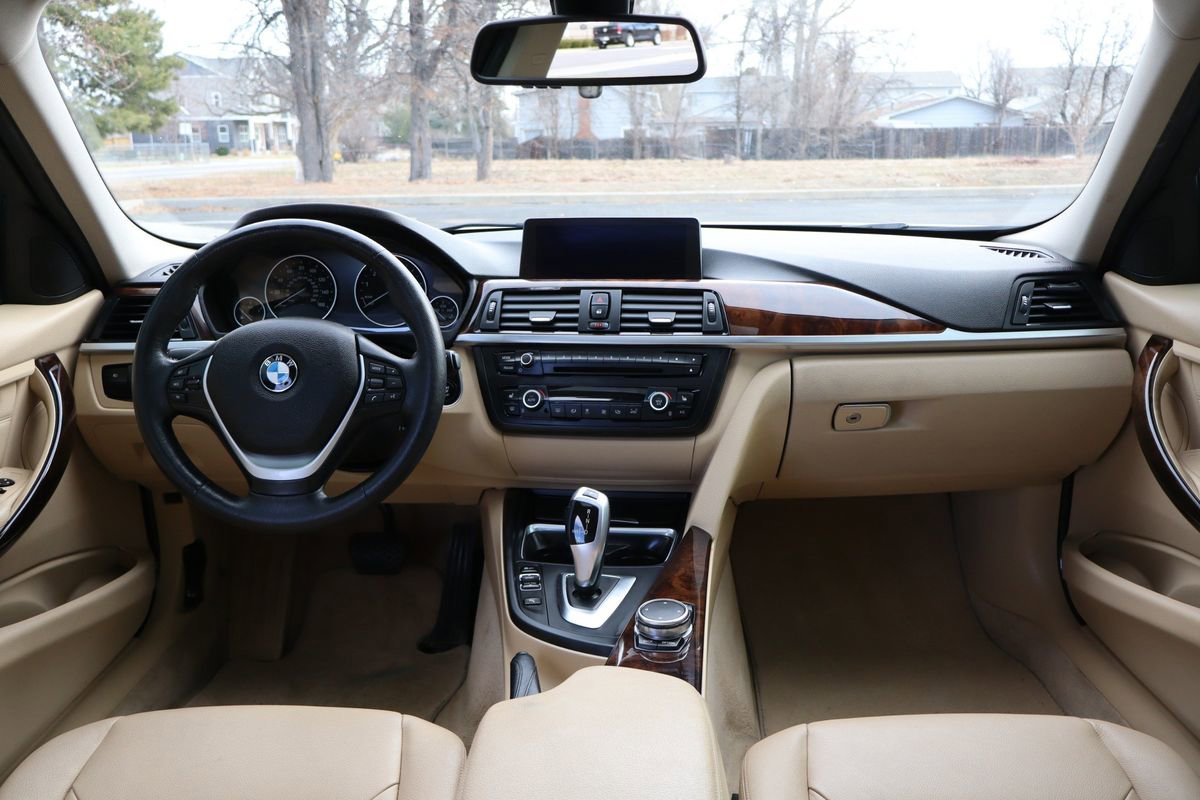 Used 2015 BMW 335i xDrive Sedan AWD/4WD image 16