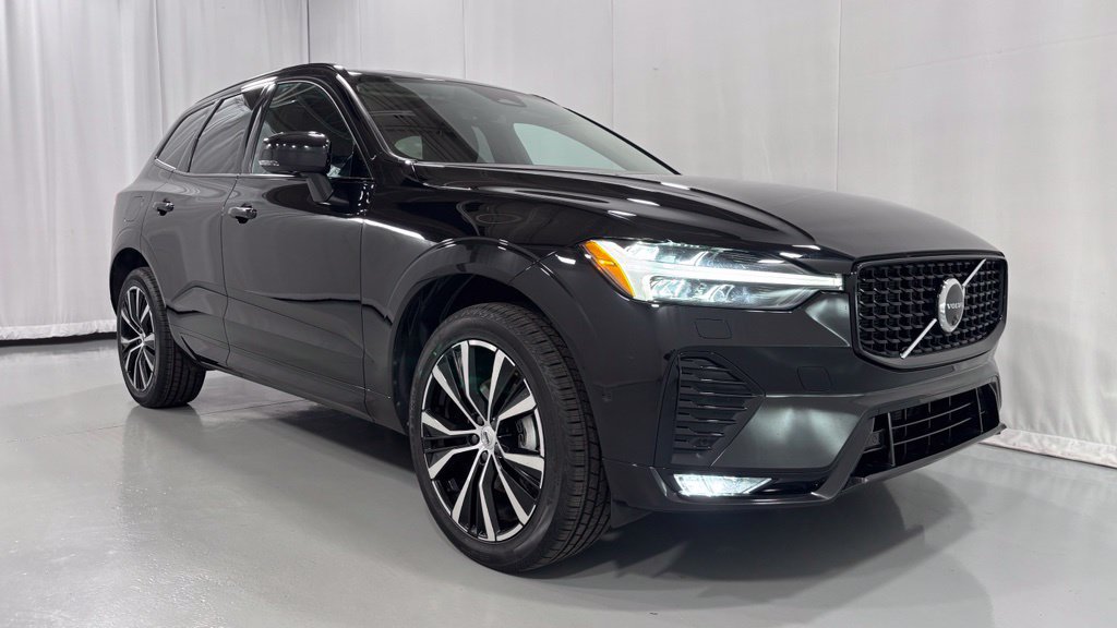 Certified 2024 Volvo XC60 B5 Plus w/ Protection Package Premier AWD/4WD image 4