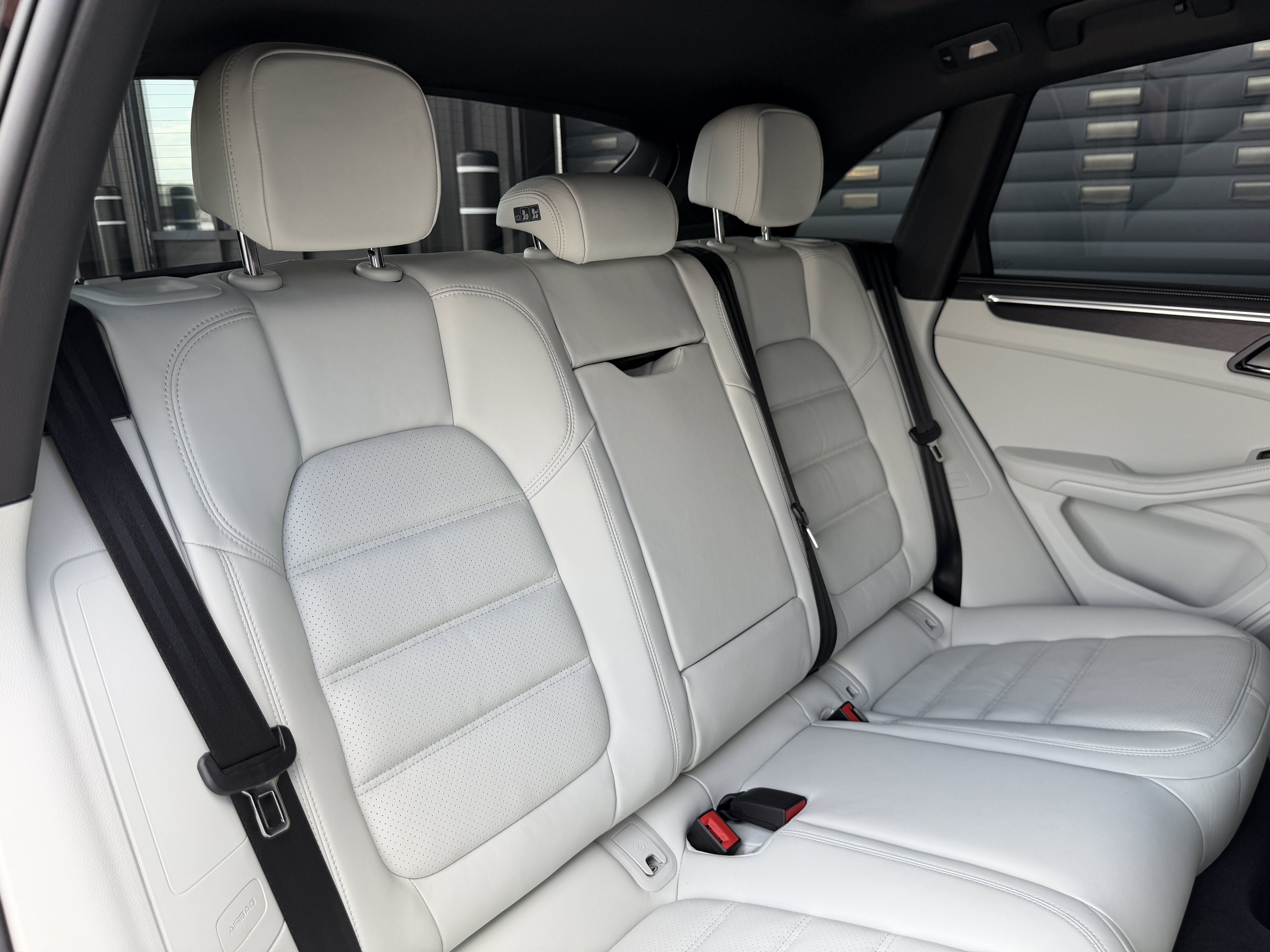 New 2026 Porsche Macan GTS AWD/4WD image 18
