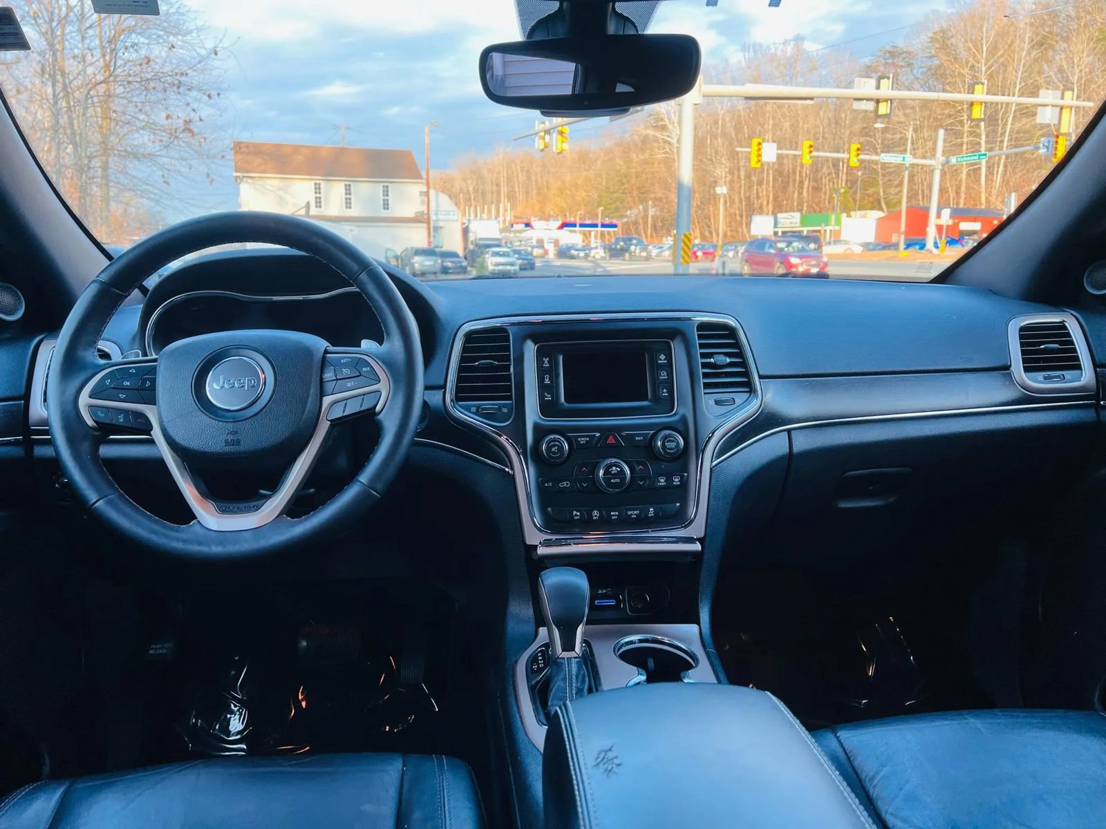Used 2017 Jeep Grand Cherokee Limited RWD image 30