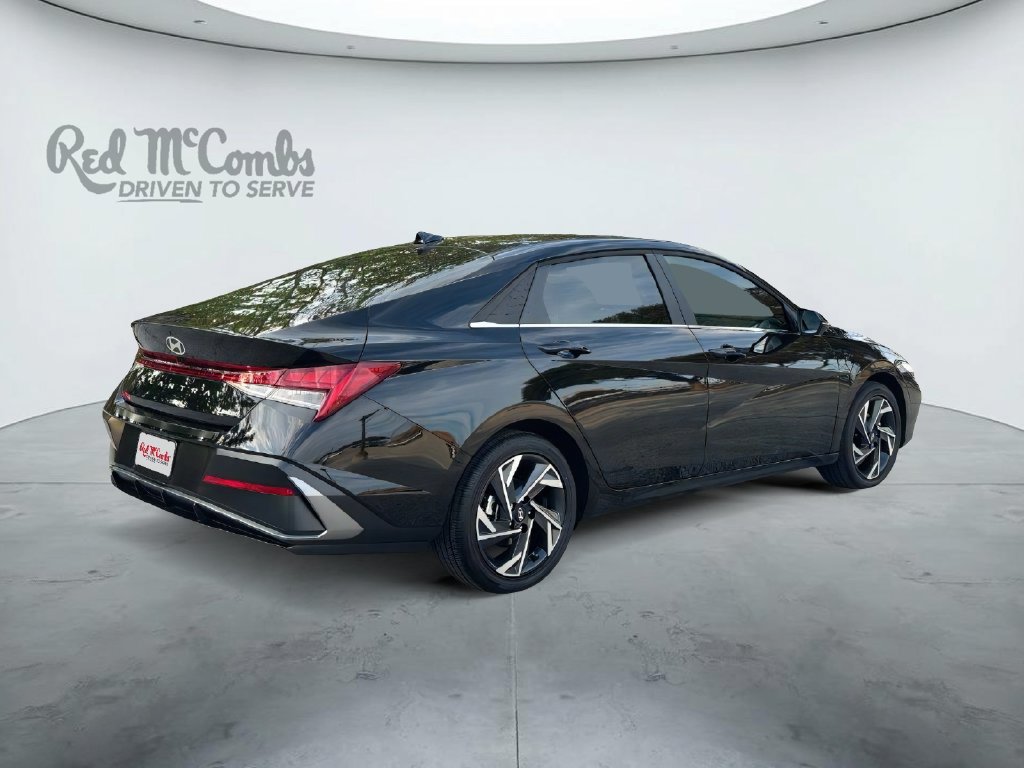 New 2026 Hyundai Elantra Limited FWD image 5