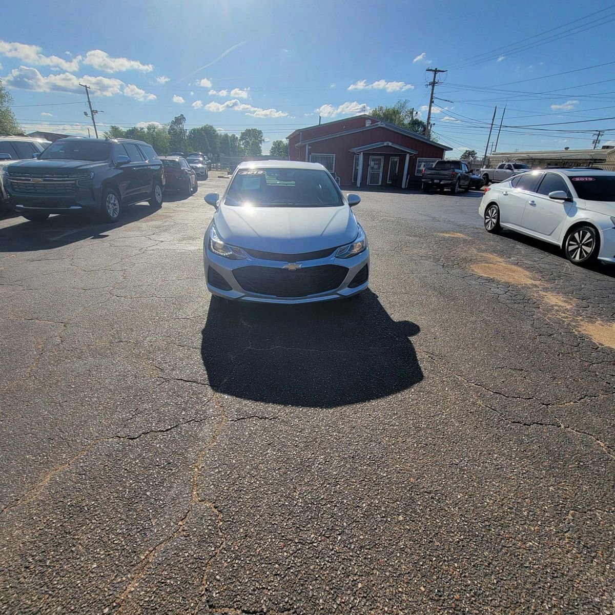 Used 2019 Chevrolet Cruze LT image 3