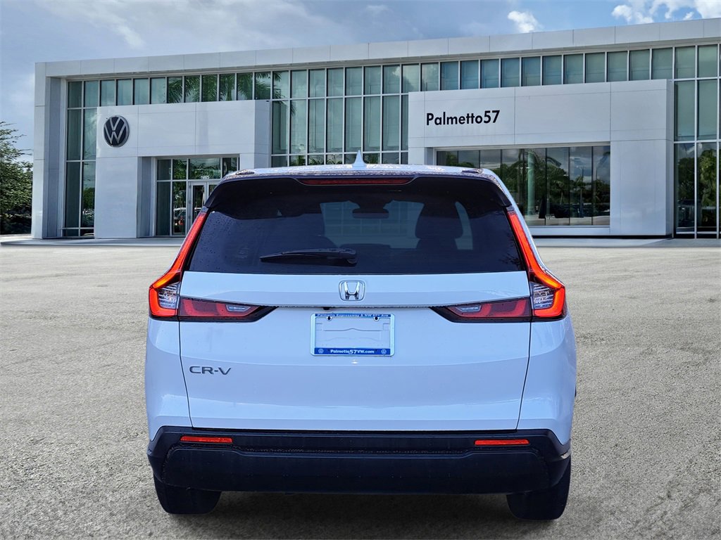 Used 2024 Honda CR-V LX image 5