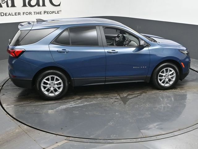Used 2024 Chevrolet Equinox LS w/ LS Convenience Package image 38