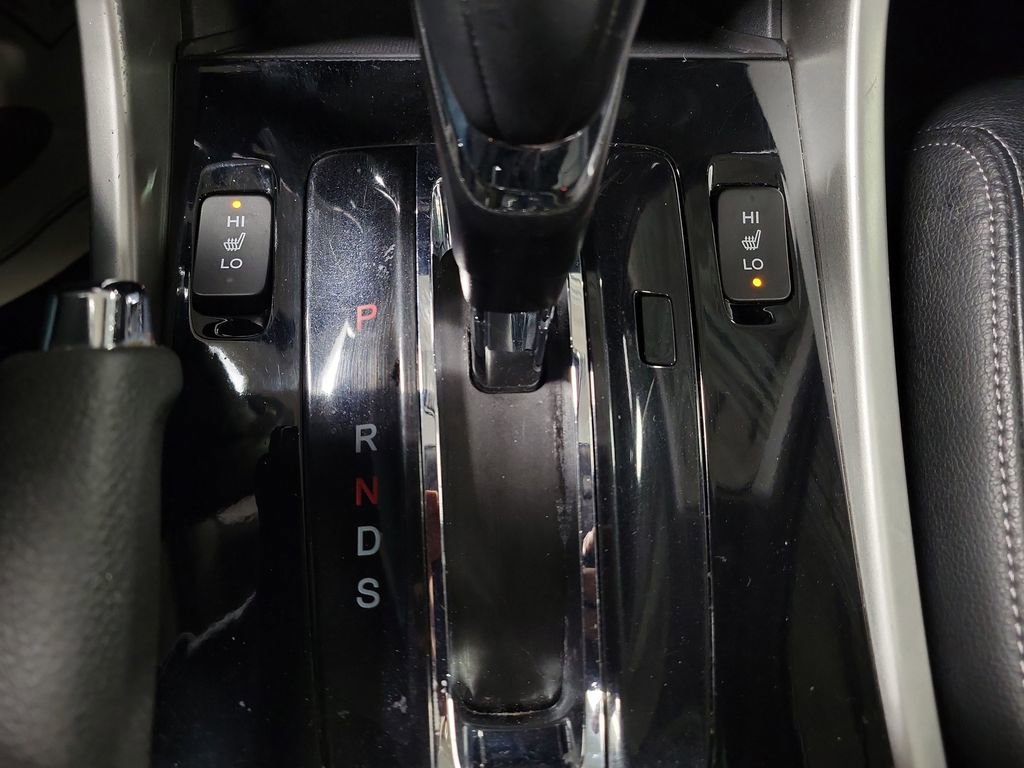 Used 2016 Honda Accord Touring image 16