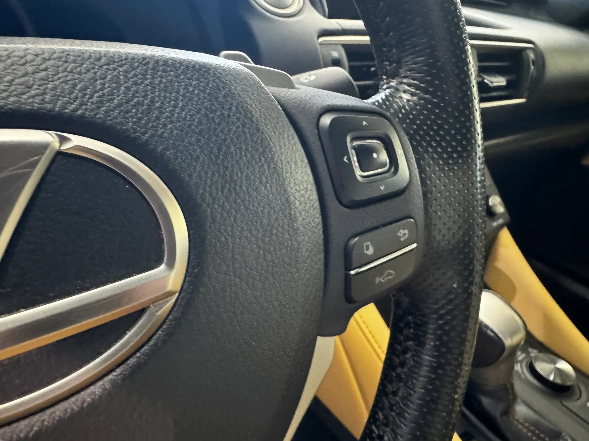 Used 2016 Lexus RC 350 AWD image 25