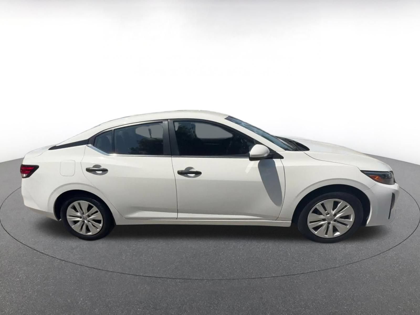 Used 2025 Nissan Sentra S FWD image 16