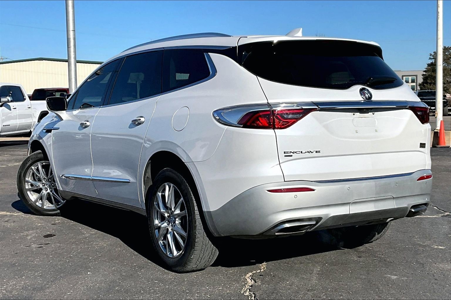 Used 2023 Buick Enclave Premium w/ Experience Buick Package image 12