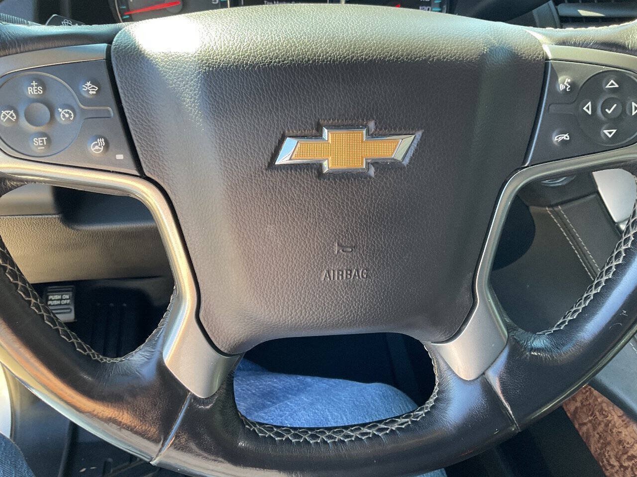 Used 2019 Chevrolet Tahoe Premier AWD/4WD image 17