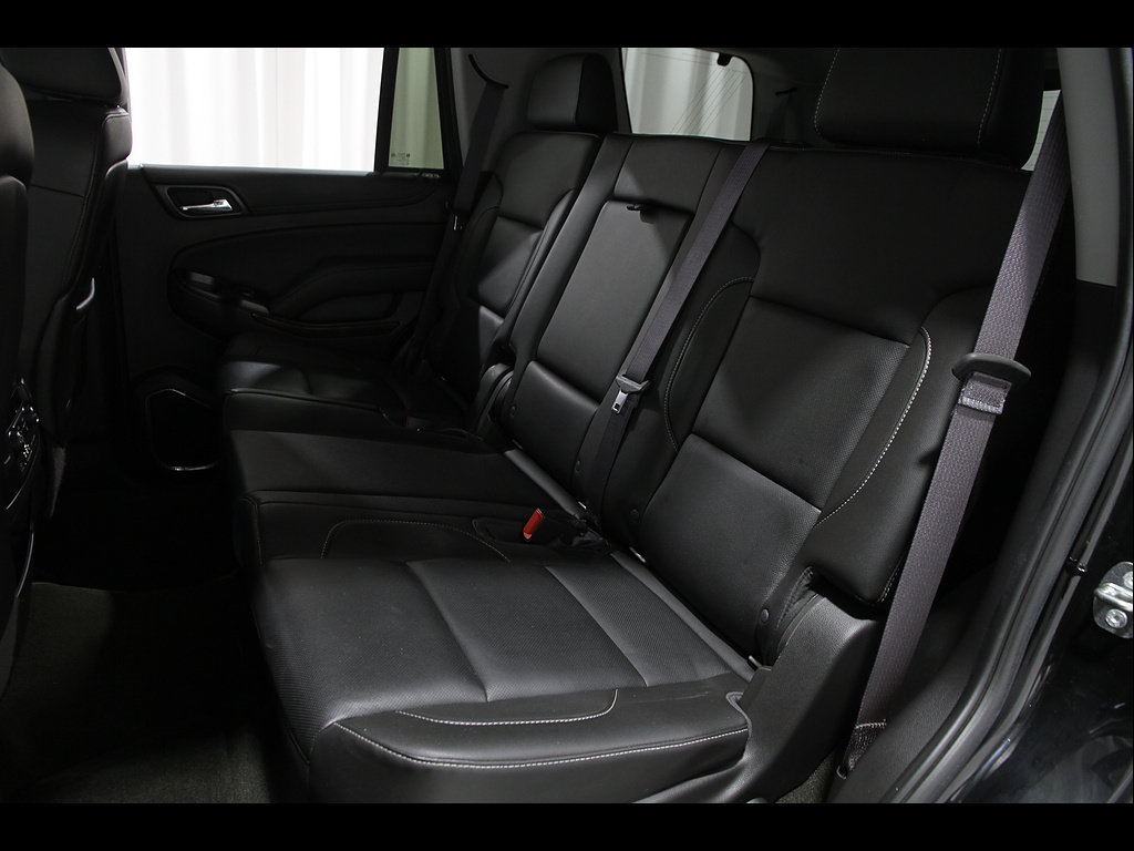 Used 2016 GMC Yukon SLT w/ Open Road Package AWD/4WD image 19
