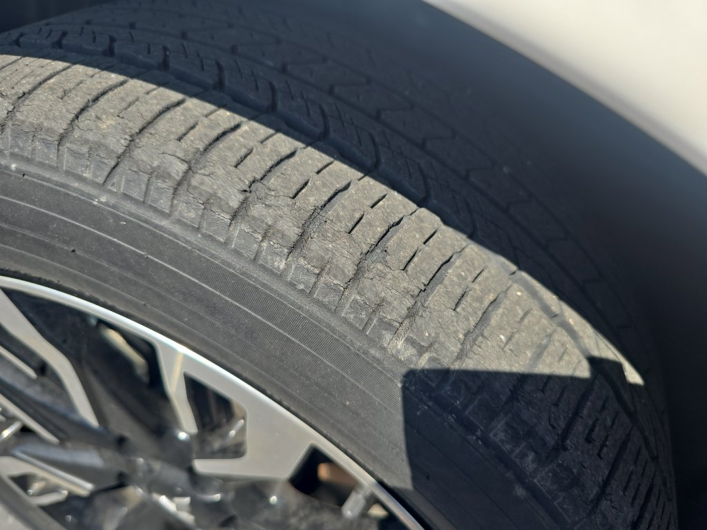 Used 2018 Mitsubishi Outlander SEL image 34