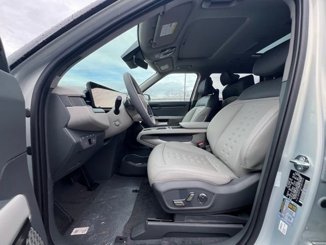 New 2026 Kia EV9 Wind image 14